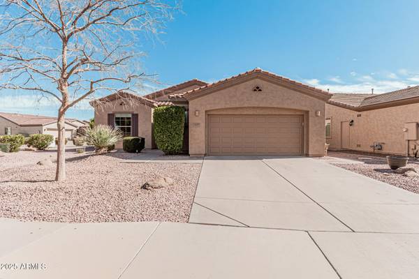 5077 S BARLEY Way, Gilbert, AZ 85298