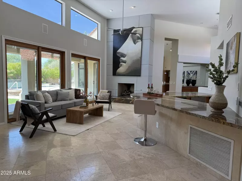 10410 N 74TH Place, Scottsdale, AZ 85258