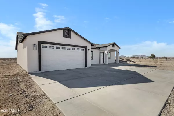 36739 W Whitton Avenue, Tonopah, AZ 85354