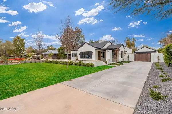 Phoenix, AZ 85013,412 W VERMONT Avenue W