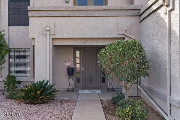 Mesa, AZ 85205,5859 E ELMWOOD Street E