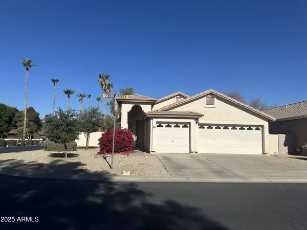 396 W CHICAGO Street, Chandler, AZ 85225