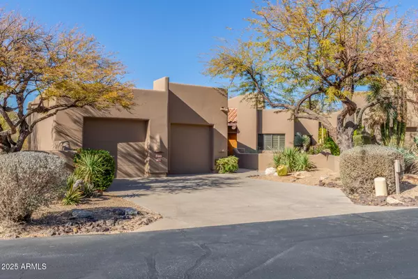 Scottsdale, AZ 85266,9200 E WHITETHORN Circle #601