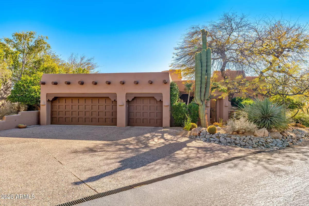 Carefree, AZ 85377,1084 N BOULDER Drive