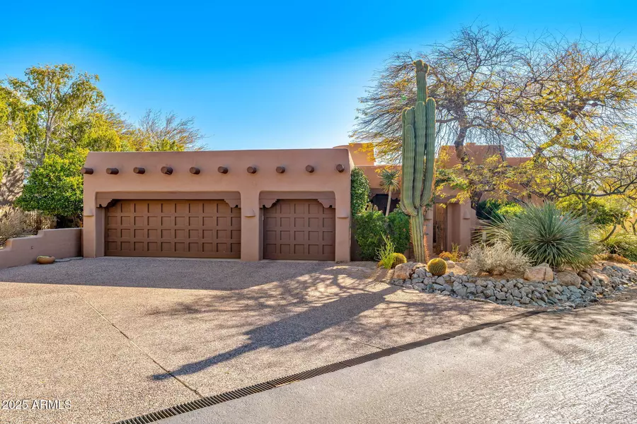 1084 N BOULDER Drive, Carefree, AZ 85377