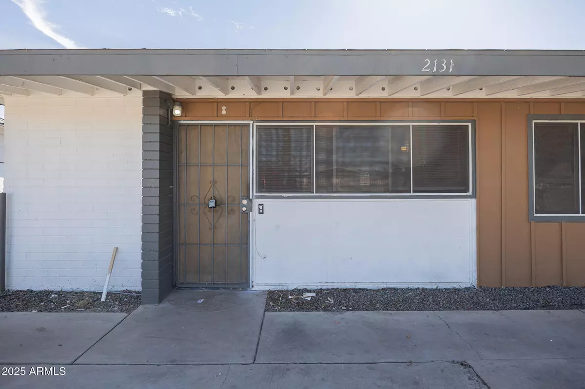 Phoenix, AZ 85015,2131 W DEVONSHIRE Avenue #8