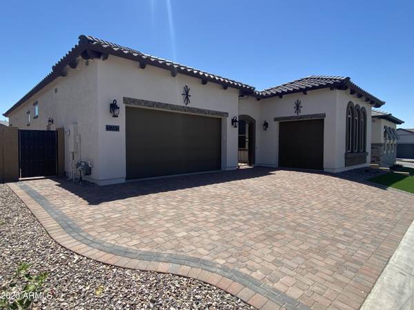 5741 E STAR VALLEY Street, Mesa, AZ 85215