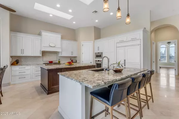 Scottsdale, AZ 85266,6938 E LOMAS VERDES Drive