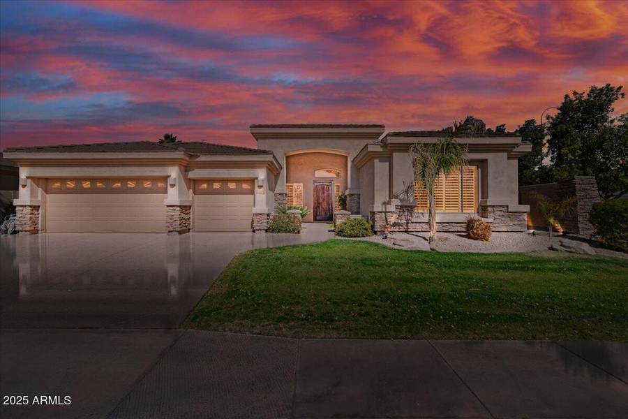 1710 W TONTO Drive, Chandler, AZ 85248