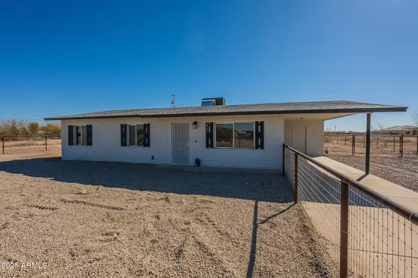 Eloy, AZ 85131,3905 N san carlos Drive