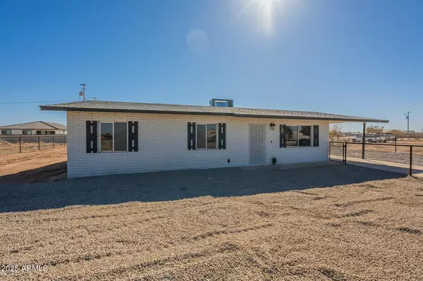 Eloy, AZ 85131,3905 N san carlos Drive
