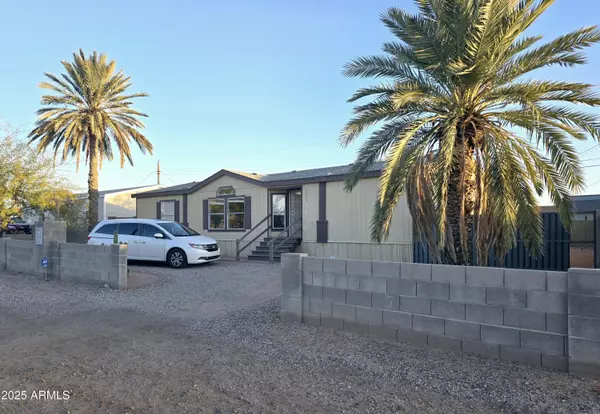 2577 W OHIO Street, Apache Junction, AZ 85120