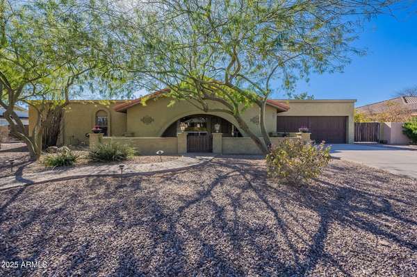 7545 W VILLA RITA Drive, Glendale, AZ 85308