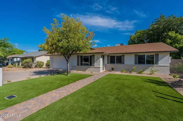 Tempe, AZ 85283,2176 E Apollo Avenue