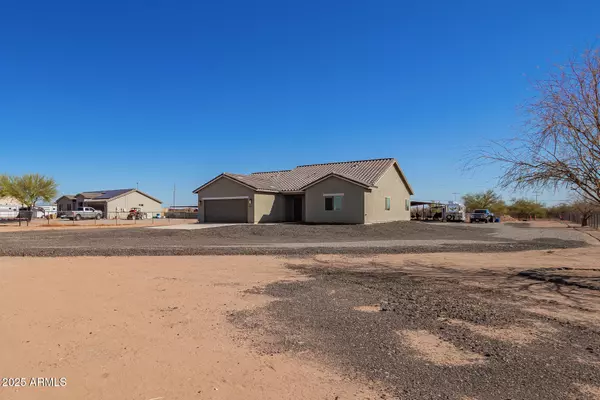 Wittmann, AZ 85361,29409 N 220TH Avenue