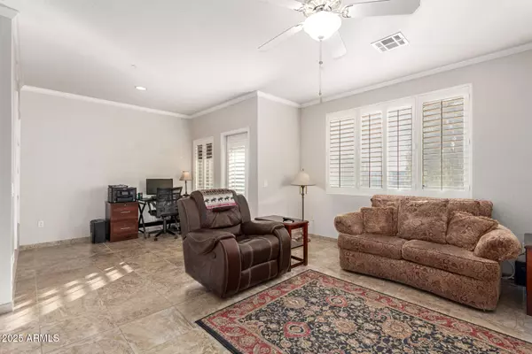 Phoenix, AZ 85008,5401 E VAN BUREN Street #2050