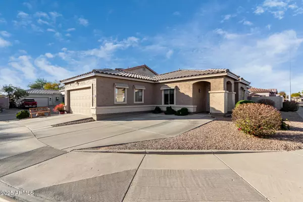 Chandler, AZ 85249,2528 E LA COSTA Drive