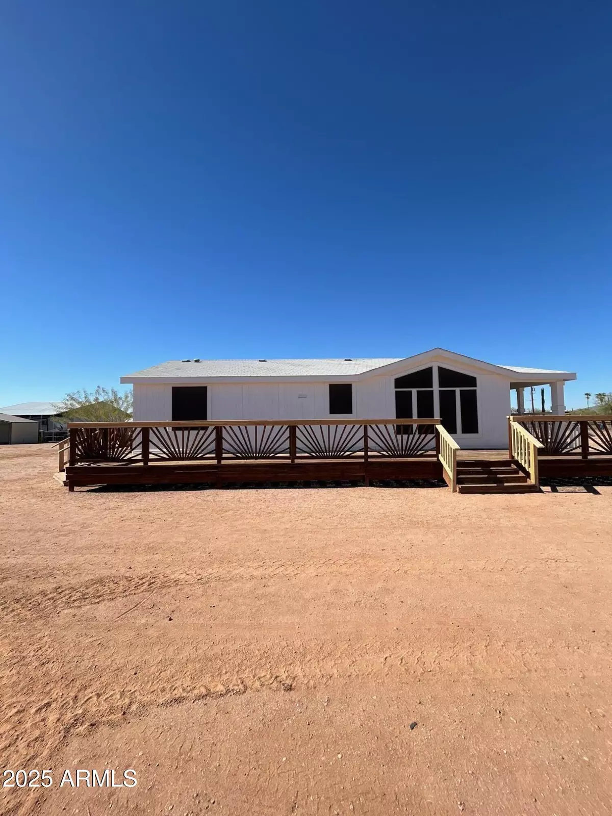 Apache Junction, AZ 85120,925 W TEPEE Street