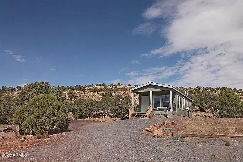 Concho, AZ 85924,37 COUNTY ROAD 8262 --