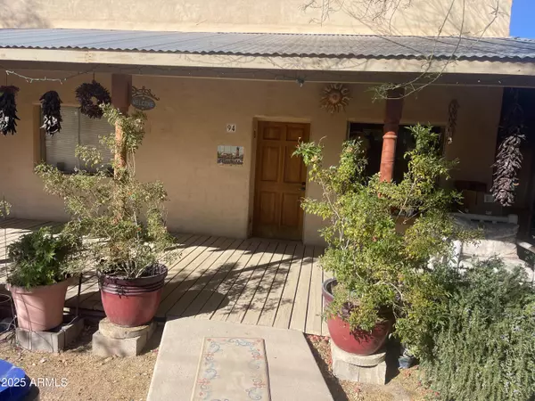 94 W 12TH Street, Florence, AZ 85132