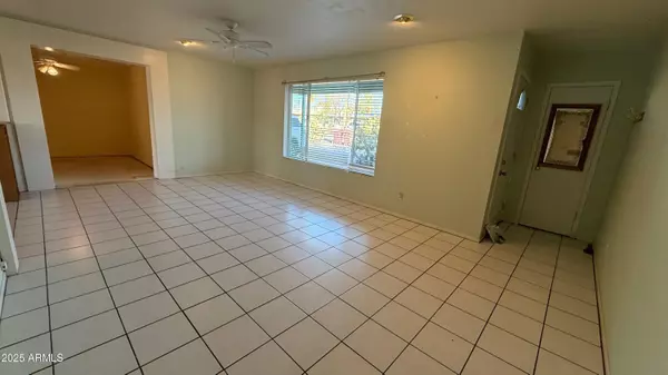 Scottsdale, AZ 85257,6413 E HOLLY Street