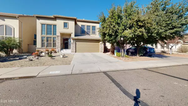 33732 N SANDSTONE Drive, San Tan Valley, AZ 85143