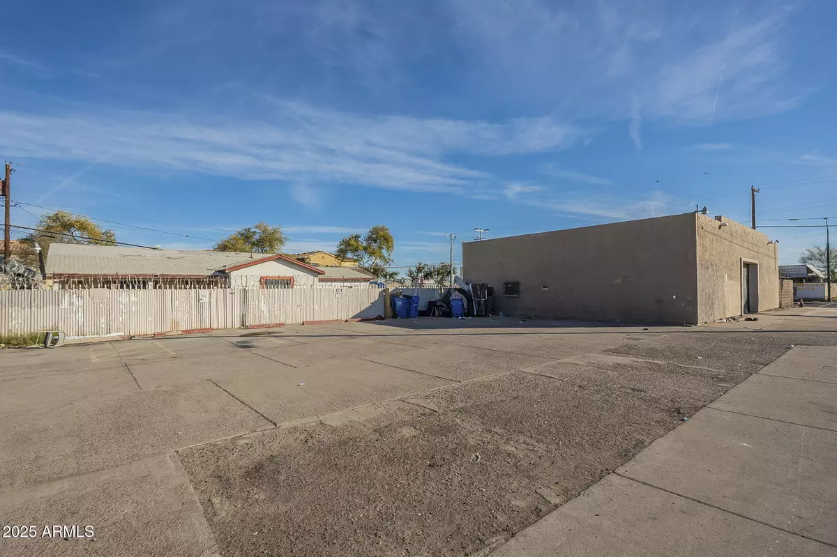 Phoenix, AZ 85007,1606 W BUCKEYE Road