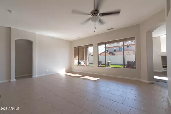 Goodyear, AZ 85338,17441 W ROCK LEDGE Road