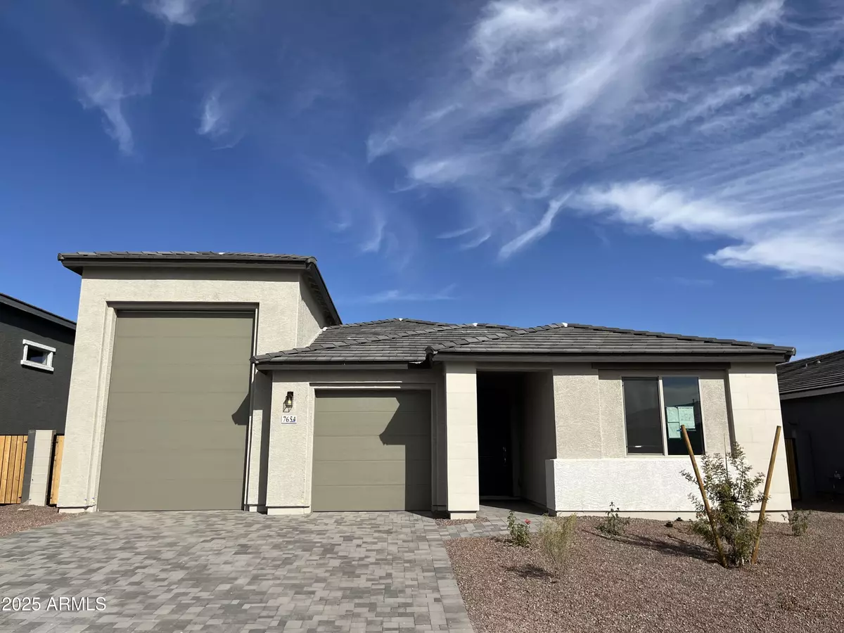 Peoria, AZ 85383,7654 W TETHER Trail