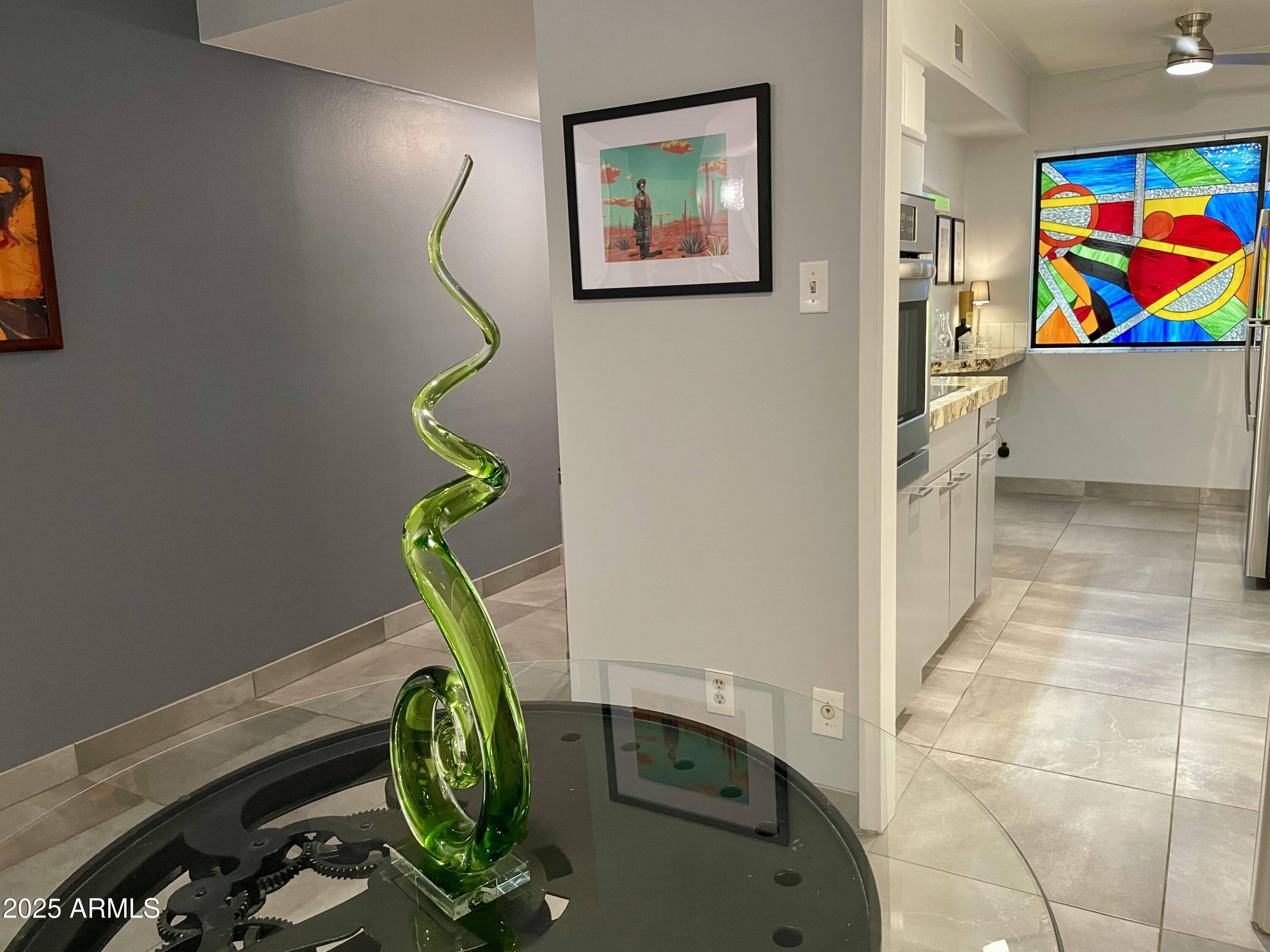 Phoenix, AZ 85013,1107 W OSBORN Road #106