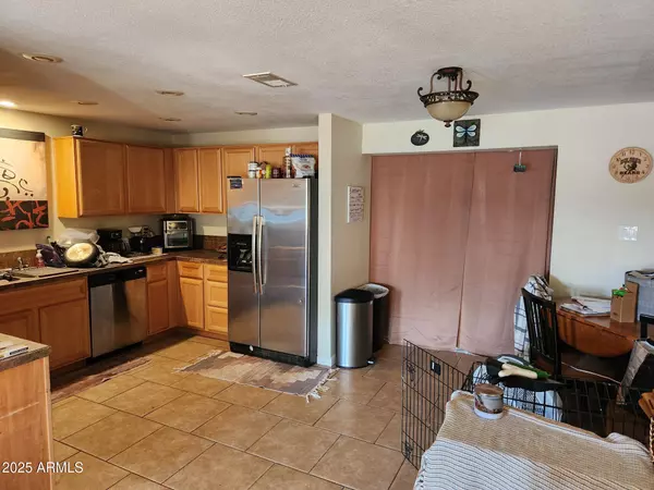 Phoenix, AZ 85032,3620 E LUDLOW Drive