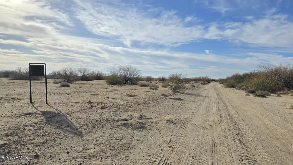 Tonopah, AZ 85354,900 S 523RD Avenue #3