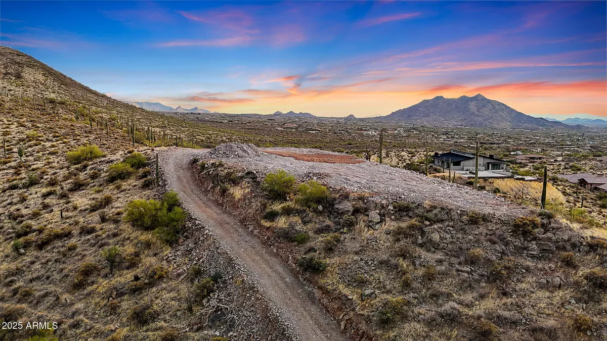 Cave Creek, AZ 85331,41811 N 72ND Street #-