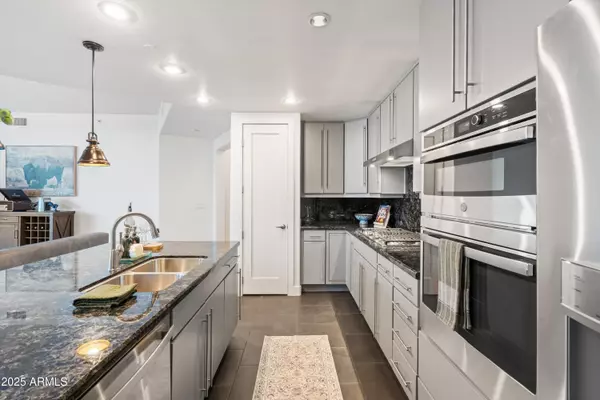 120 E RIO SALADO Parkway #602 Tempe, AZ 85281