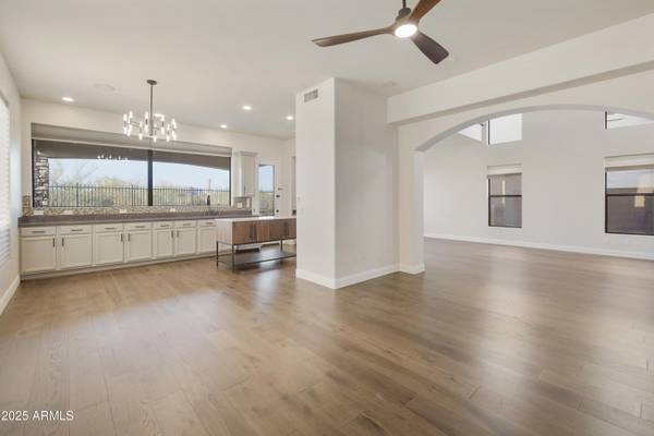 Mesa, AZ 85207,6822 E PORTIA Street