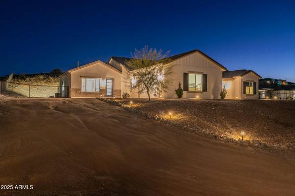 San Tan Valley, AZ 85144,3479 W HUMMINGBIRD Lane