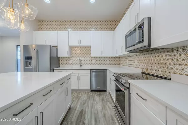 Phoenix, AZ 85028,3128 E CHERYL Drive