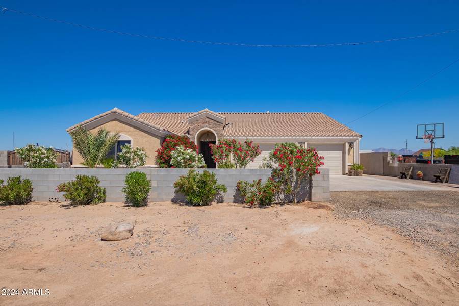 6935 N VALLEY Road, Eloy, AZ 85131