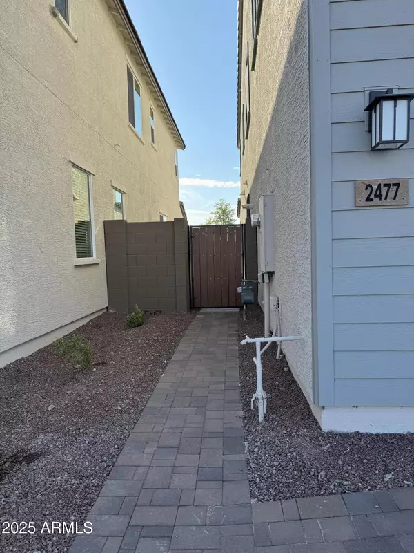 Phoenix, AZ 85085,2477 W MAXIMO Way