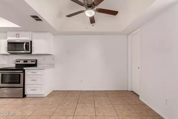 Phoenix, AZ 85040,4428 E WOOD Street #595