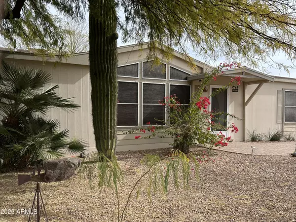 Congress, AZ 85332,30933 S MEANDERING Lane #52