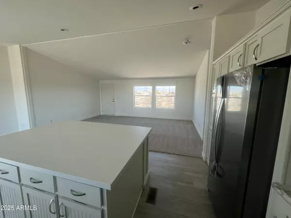 Tonopah, AZ 85354,333171 W Flower Street