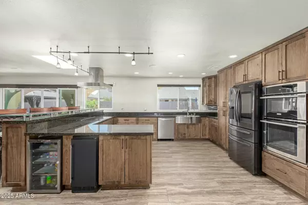 Tempe, AZ 85284,229 W LA VIEVE Lane