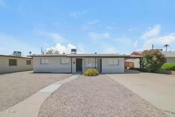 1215 E BROADMOR Drive, Tempe, AZ 85282