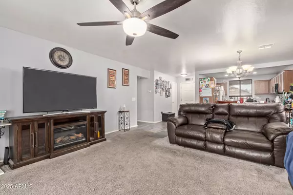 Phoenix, AZ 85041,3723 W DARROW Street