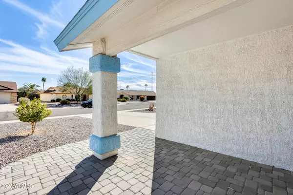 17014 N 127TH Drive Sun City West, AZ 85375