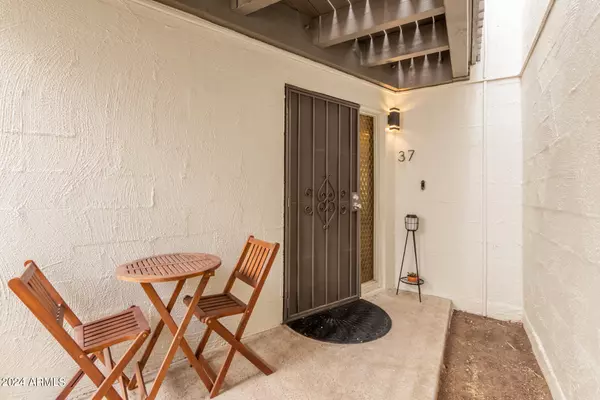 6240 N 16TH Street #37, Phoenix, AZ 85016