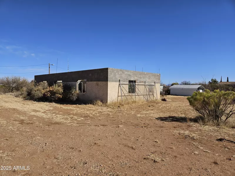 52 E Camino De Manana --, Huachuca City, AZ 85616