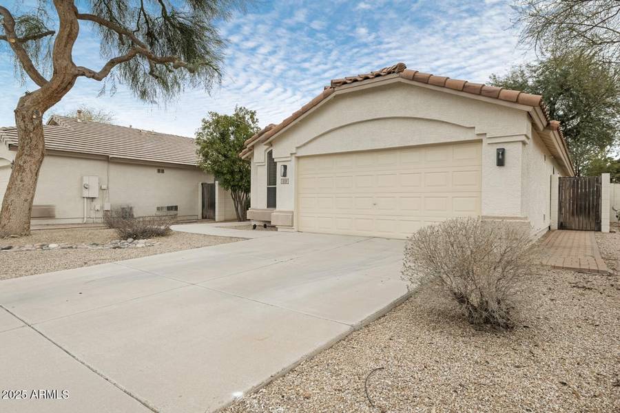 533 E KYLE Court, Gilbert, AZ 85296