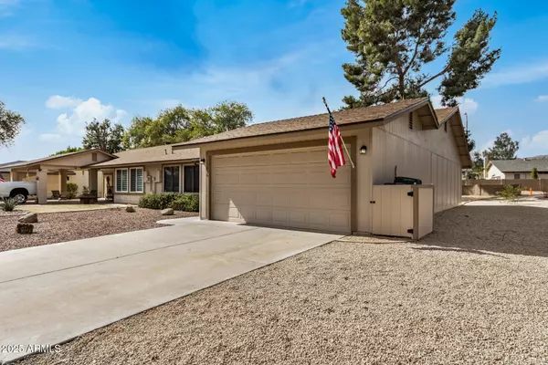 Phoenix, AZ 85044,11616 S JOKAKE Street